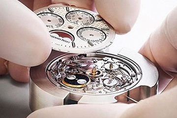 北京百达翡丽手表不走了维修电话