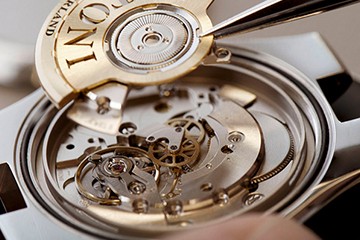 北京百达翡丽手表今天停了又走了什么情况