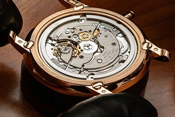 北京百达翡丽石英表不走了原因